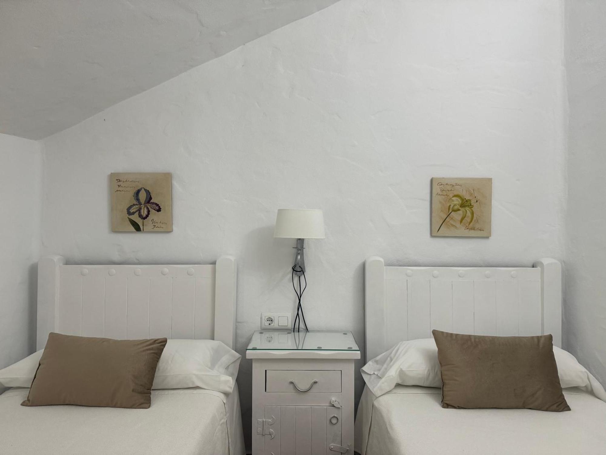 Dehesa Roche Viejo Casa de Campo